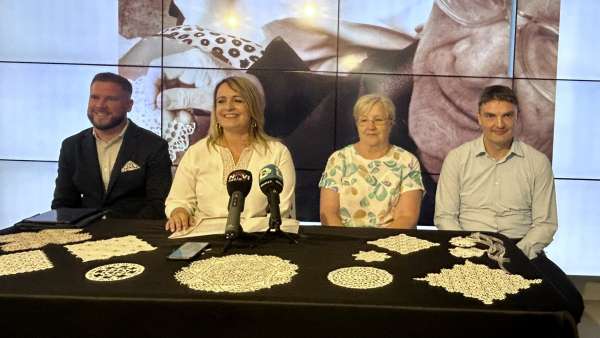 Pag ponovno postaje europsko središte čipkarstva: 15. Međunarodni festival donosi četiri dana tradicije, umjetnosti i baštine
