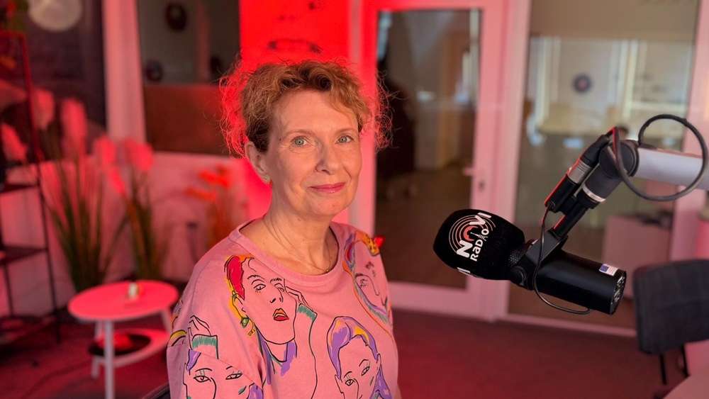 AUTORICA VLASTA FRANIČEVIĆ „Čudesno mali crveni kišobran“: Istinita priča o borbi s karcinomom i pobjedi života