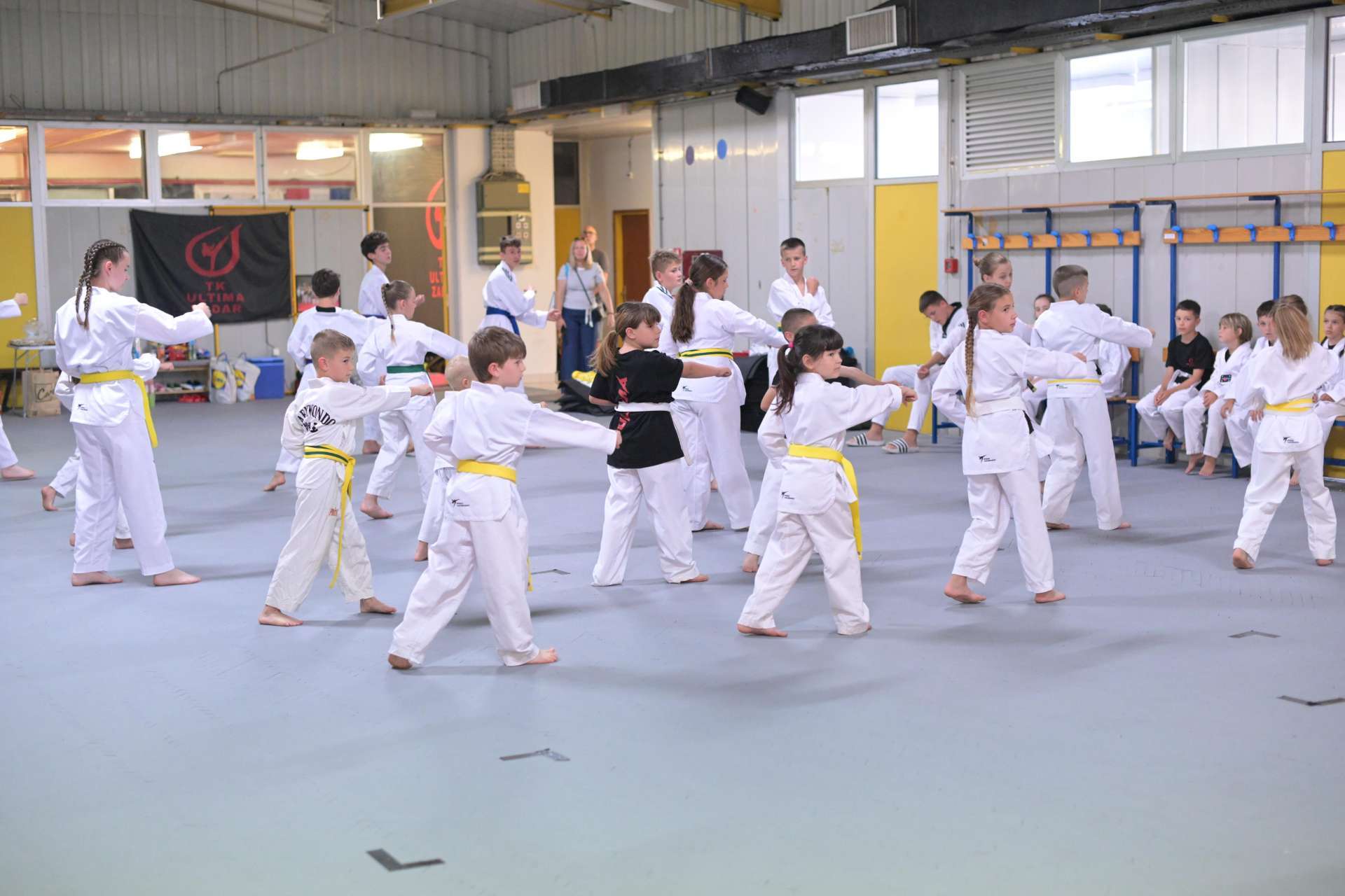 Svečano polaganje za više učeničke pojaseve u Taekwondo klubu Ultima
