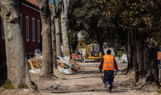 EU PROJEKTI IDU DALJE, ALI SVE KASNI: Rade gradilišta na obnovi Providurove palače i bedema, ne zaustavlja se ni izgradnja Centra za mlade