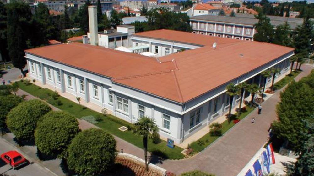 Gradska knjižnica Zadar od ponedjeljka otvara svoja vrata