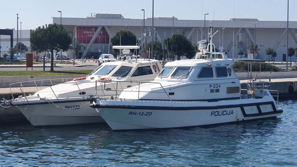 65-godišnjak sa broda na suhom vezu ukrao gorivo i dva bokobrana