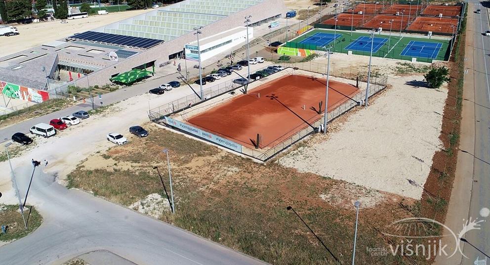 Zatvara se dio parkirališta na sjevernoj strani ŠC-a Višnjik!