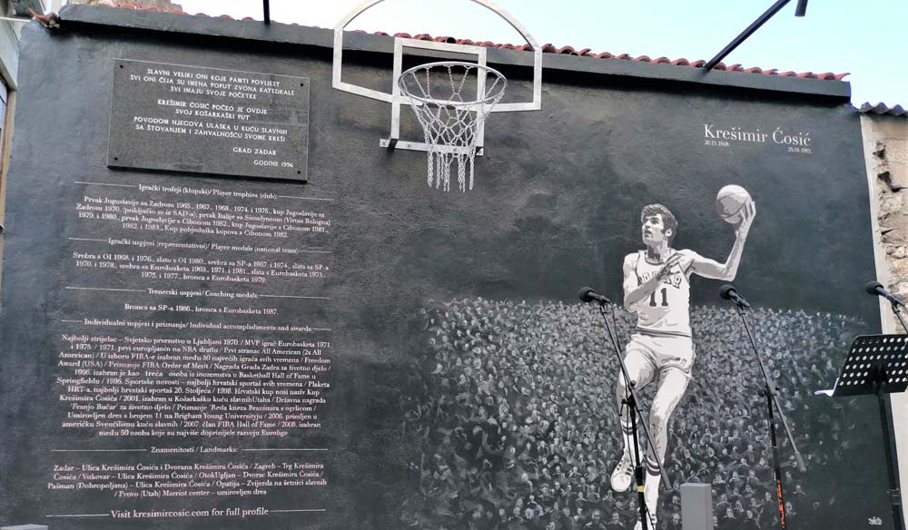 Jure Lisak, autor murala Kreše Ćosića na Cerariji: "U murale me „uvukla“ zadarska navijačka priča!"
