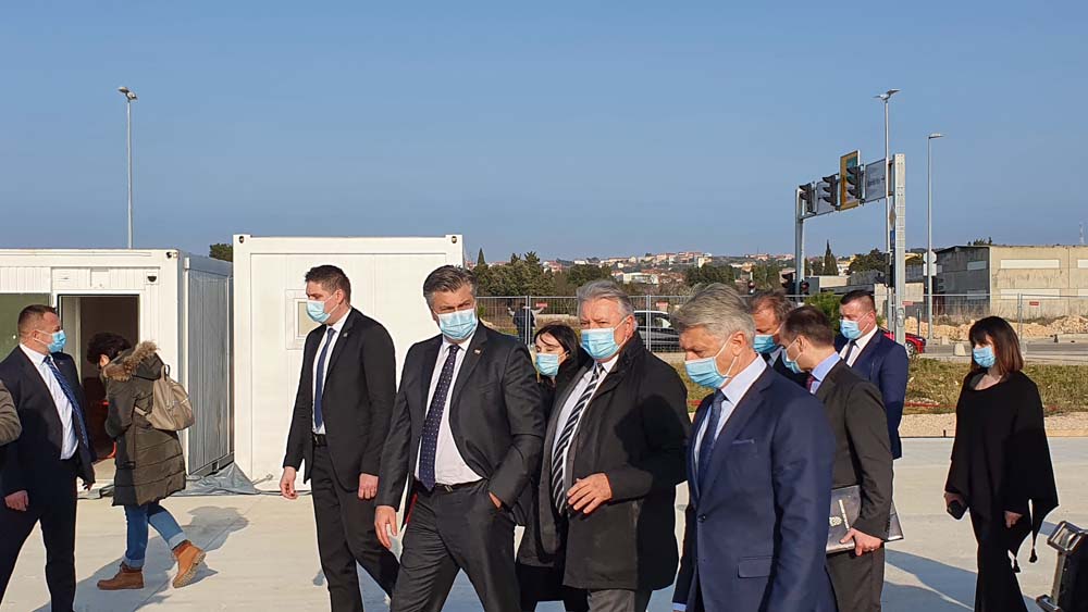 PREMIJER PLENKOVIĆ U ZADARSKOJ ŽUPANIJI Obići će ŠC Višnjik, a u Benkovcu pustiti u rad VE Korlat