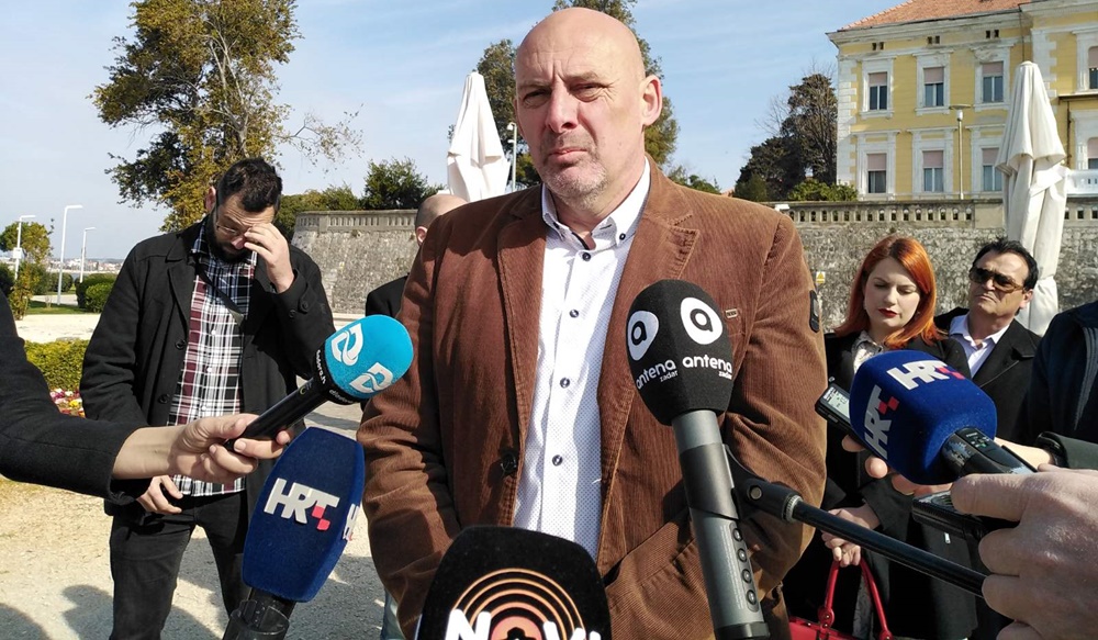 PRIVEDEN MARKO PUPIĆ BAKRAČ Vijećnik  Rubeša: Nad vijećnicima AM vrši se represija zbog otkrivanja i prijavljivanja kriminala i korupcije na najvišim razinama