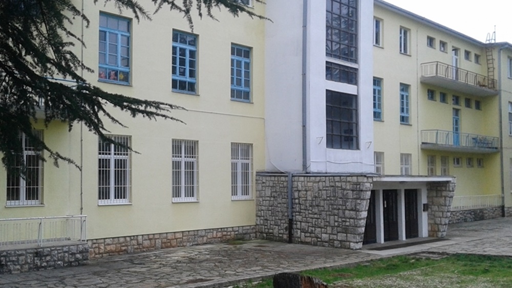 PODIGNUTA OPTUŽNICA Bivšu ravnateljicu Privatne gimnazije i njezinu suradnicu sumnjiči se za malverzacije sa školarinama