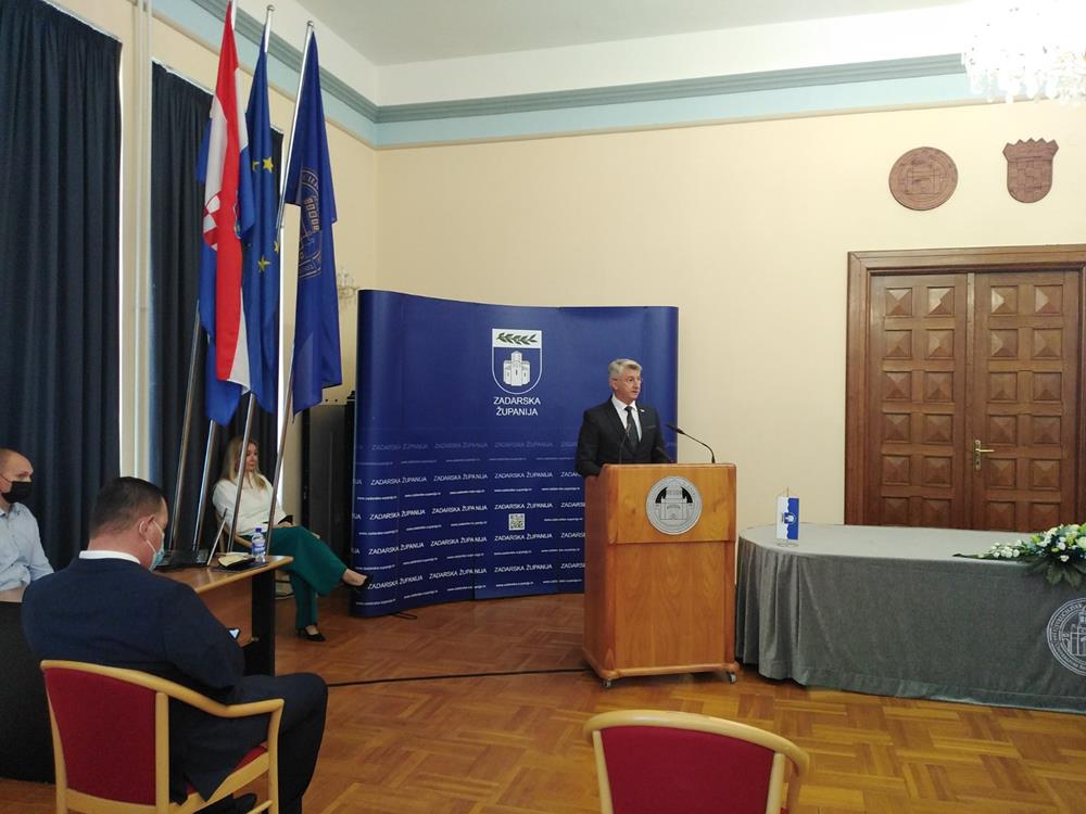 DAN ŽUPANIJE Uručene nagrade i priznanja ovogodišnjim i prošlogodišnjim laureatima
