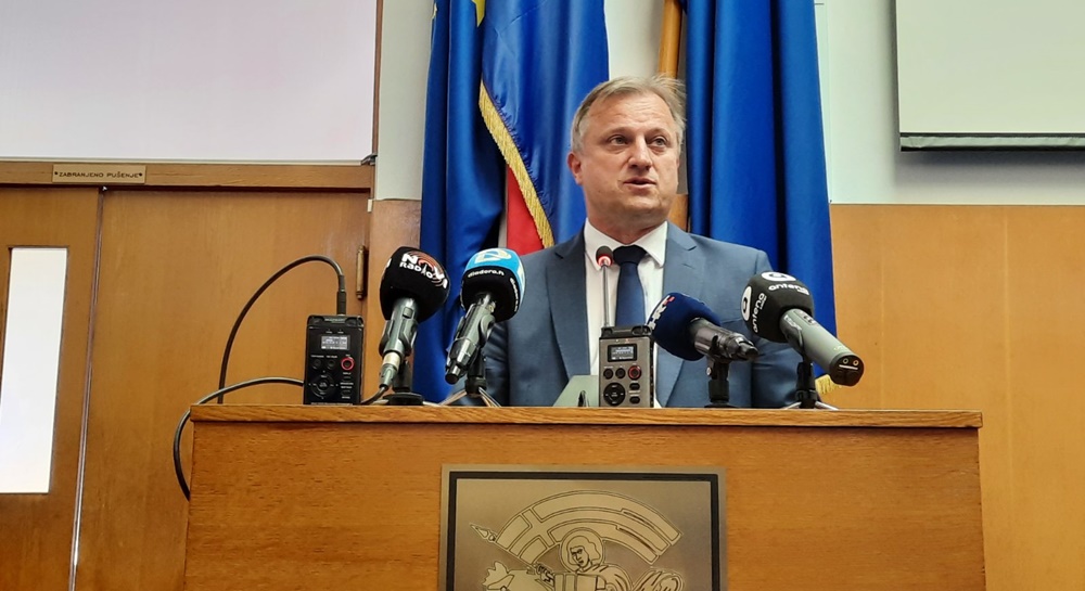 DUKIĆ OBUSTAVIO ODLUKE VEĆINE O SNIŽENOJ CIJENI ODVOZA SMEĆA I STAVLJANJU VAN SNAGE IZMJENA I DOPUNA PROSTORNOG PLANA!