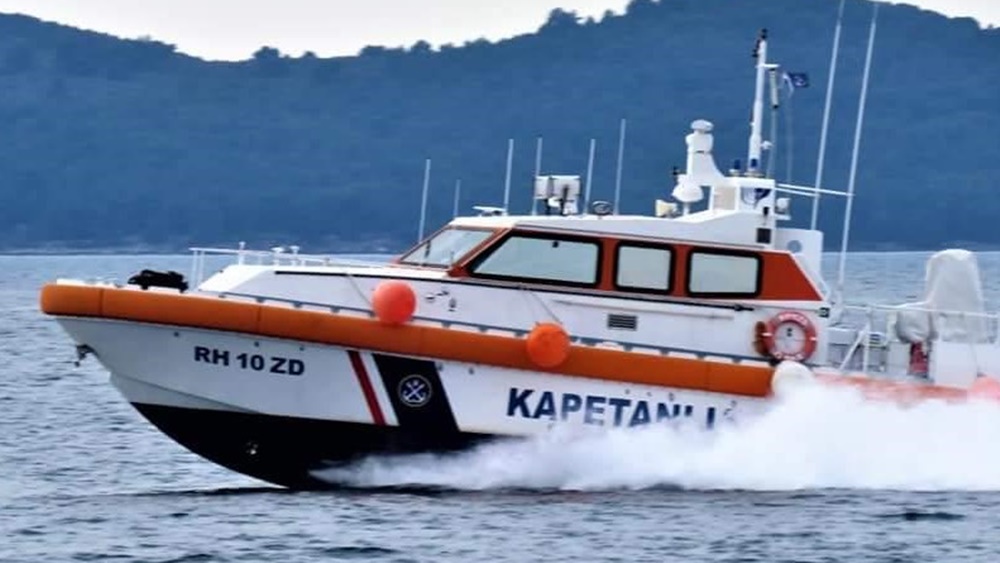 MINISTARSTVO MORA Požar zahvatio tri brodice na otoku Viru, nema onečišćenja mora