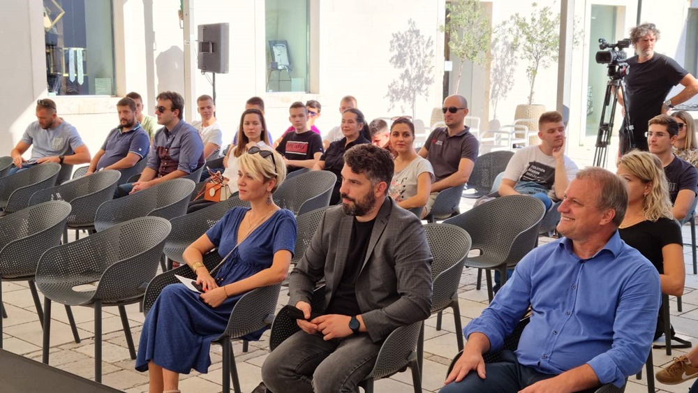 MY SMART CITY KONFERENCIJA Dukić: "Stvaramo moderan grad s novom industrijom, ali sve to počiva na ljudskom znanju, idejama i kreativnosti"