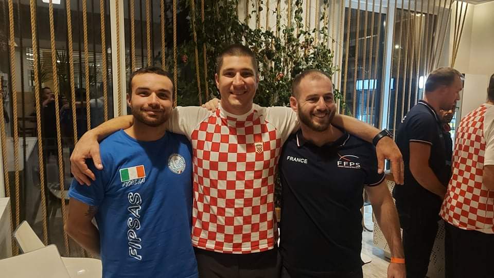 SVJETSKO PRVENSTVO U CRNOJ GORI Ivan Galzina iz ŠRD Zubatac prvak u pojedinačnoj konunkurenciji  i ekipno s hrvatskom reprezentacijom