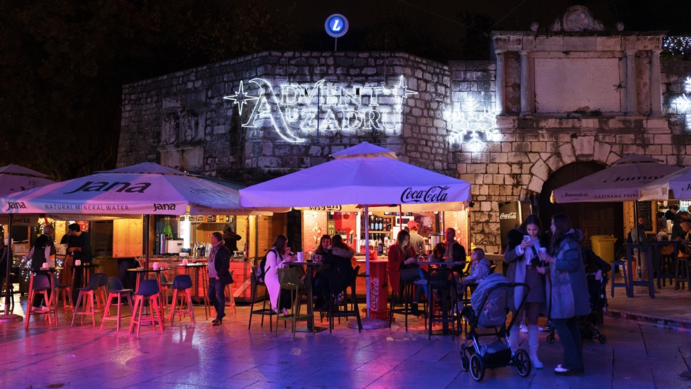 UNATOČ KIŠI Otvoren zadarski Advent; večeras svira Rockatansky band