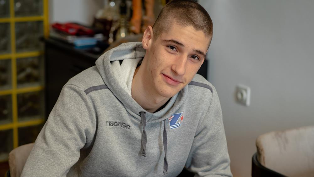 POJAČANJE U KLUBU Antonio Sikirić  potpisao je svoj prvi ugovor sa Zadrom!