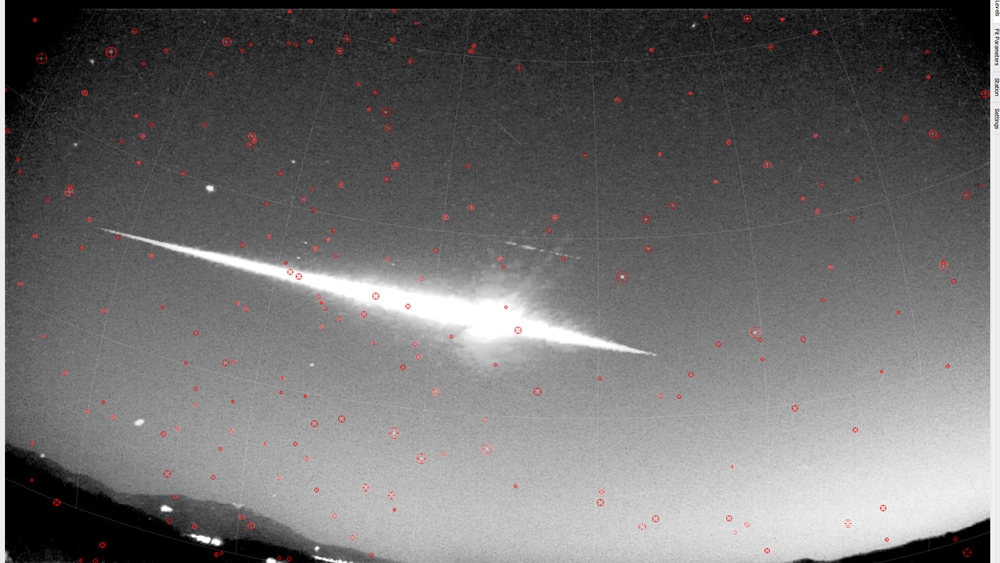 HAS Iznad Zadra izgorio meteor sjajan poput mladog Mjeseca