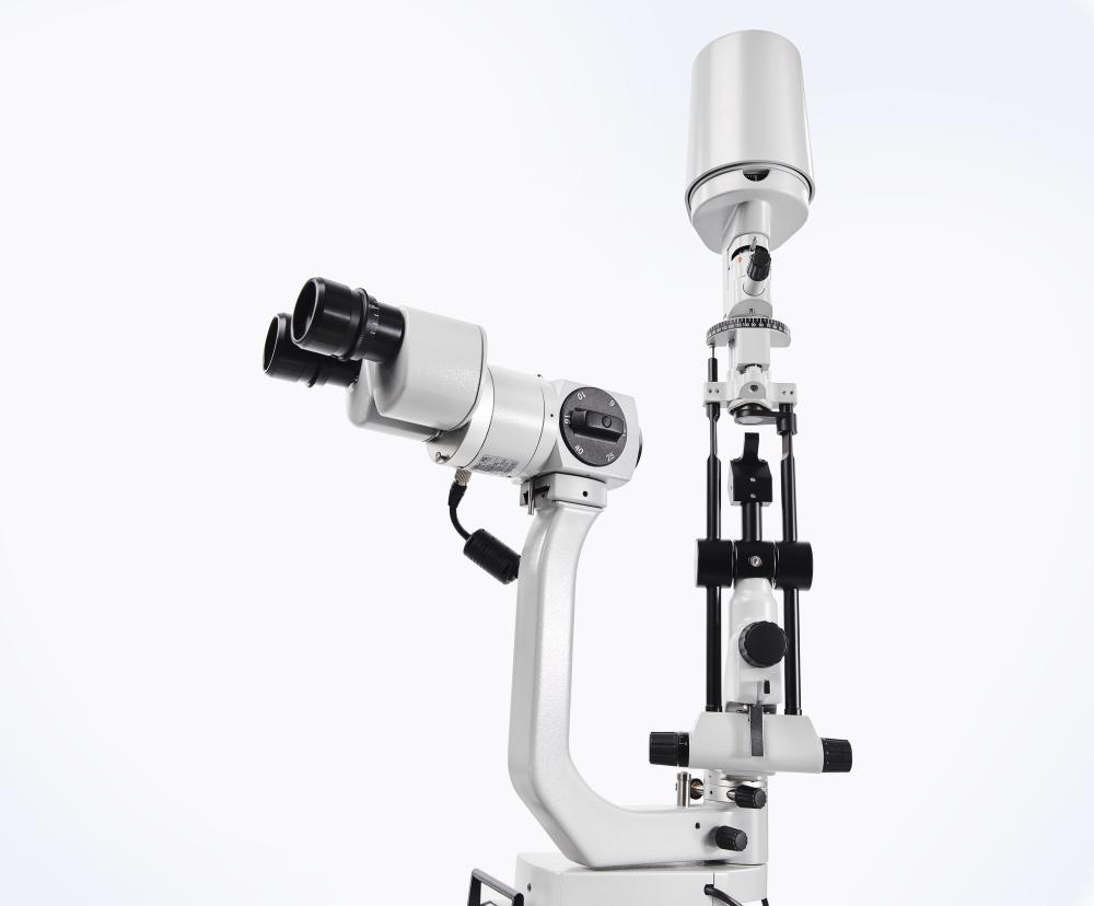 Donacija Erste banke u iznosu od 200.000,00 kn Općoj bolnici Zadar, Odjelu za oftalmologiju i optometriju