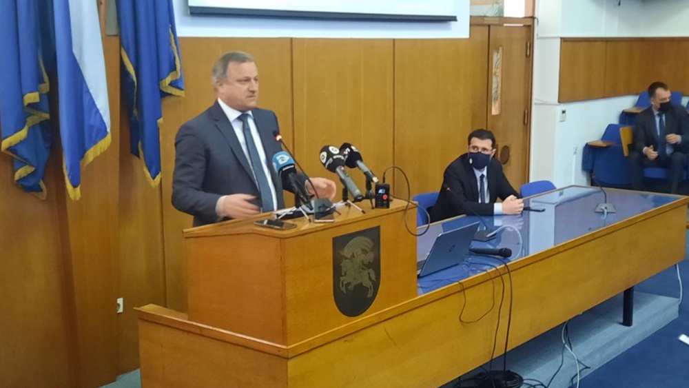 KOLEGIJ GRADONAČELNIKA Dukić neke usvojene amandmane otpisuje! Među njima su amandmani koji već postoje u proračunu dok je dio njih-nezakonit!