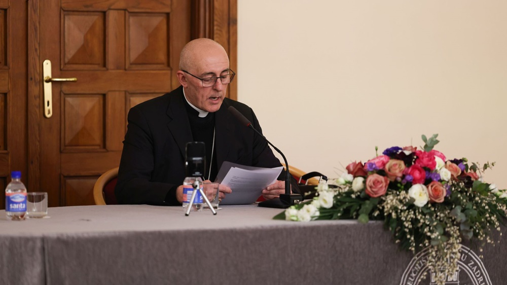 APOSTOLSKI NUNCIJ LINGUA O KRŠĆANIMA NA BLISKOM ISTOKU Bi li se ratovi za demokraciju vodili da nije bilo nafte i industrije oružja?