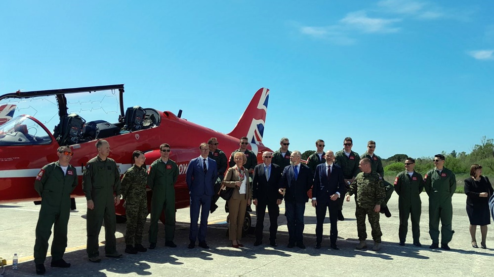 Krila Oluje i Red Arrows zajedničkim programom obilježili 30. obljetnicu uspostave diplomatskih odnosa Ujedinjene Kraljevine i Republike Hrvatske