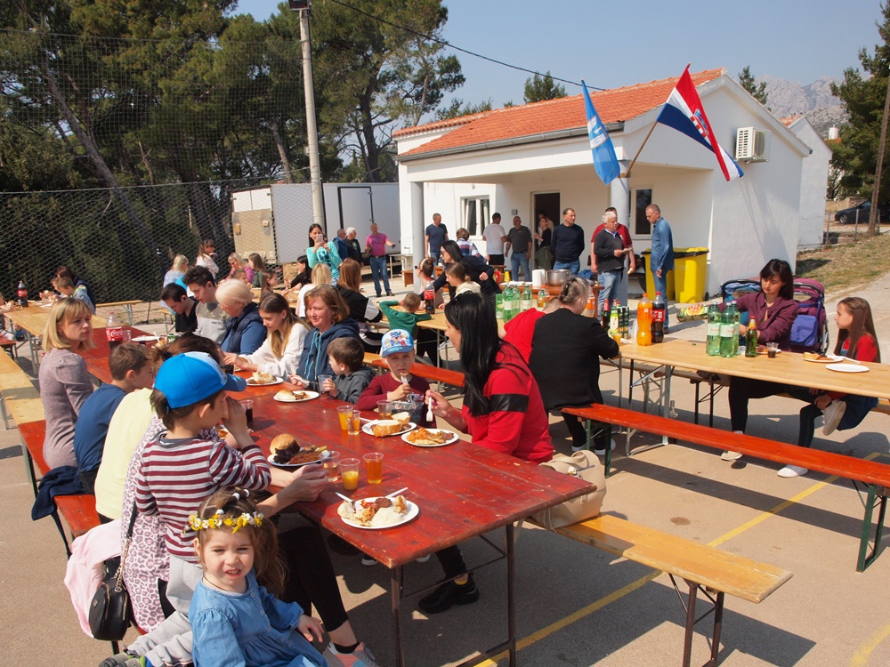 Velikodušno darivanje Selina i Starigrad – Paklenice u prijemu izbjeglica iz Ukrajine