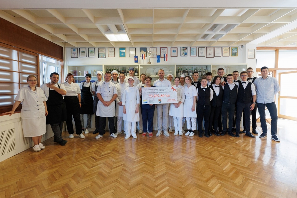 Direktor TZ grada Zadra uručio vrijedne donacije prikupljene na Tuna, Sushi & Wine Festivalu