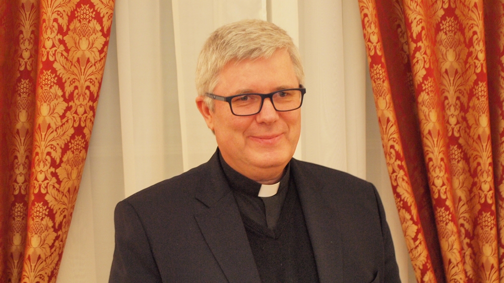 Biskupsko ređenje mons. Zgrablića – glavni zareditelj Puljić, suzareditelji Kutleša i Milovan