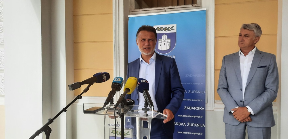 PREDSJEDNIK SABORA U ZADRU  Zadarska županija izvrsno se razvija i jedna je  od najboljih u povlačenju EU sredstava !