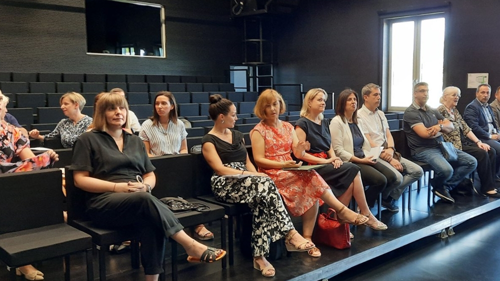 Održano početno predstavljanje projekta „Učinkovito aktivno PODUčavanje i učenje o PODUzetništvu u gospodarski nerazvijenim i ruralnim područjima – PODUZMI“