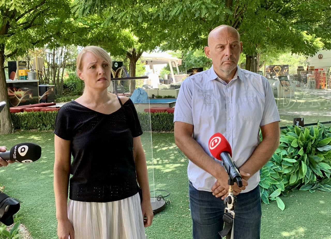 AKCIJA MLADIH Objekt u Perivoju kraljice Jelene je već trebao biti zatvoren, a gradonačelnik podnijeti ostavku!