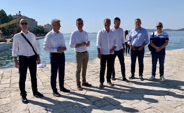 Dukić, Longin, Bilaver i Erlić sa suradnicima obišli radove povodom dovršetka dijela zahvata na obnovi zadarske rive