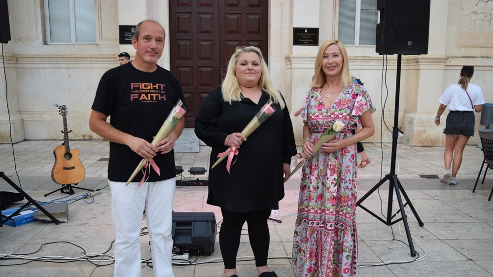 Na Narodnom trgu Zadar održan 9. Koncert suvremene kršćanske glazbe “Stihovima i Notama slavimo Boga”