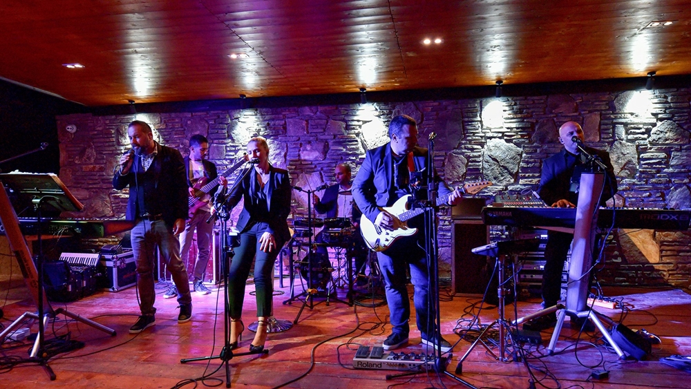 SPOJ DELICIJA IZ MORA I ZALEĐA  Gastro večer i koncert Rockatansky banda u Poličniku