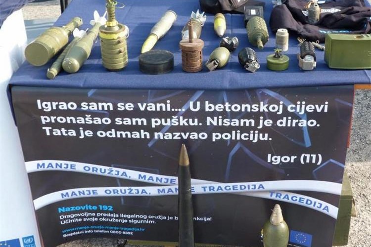Dragovoljno predao ručni bacač raketa - zolju