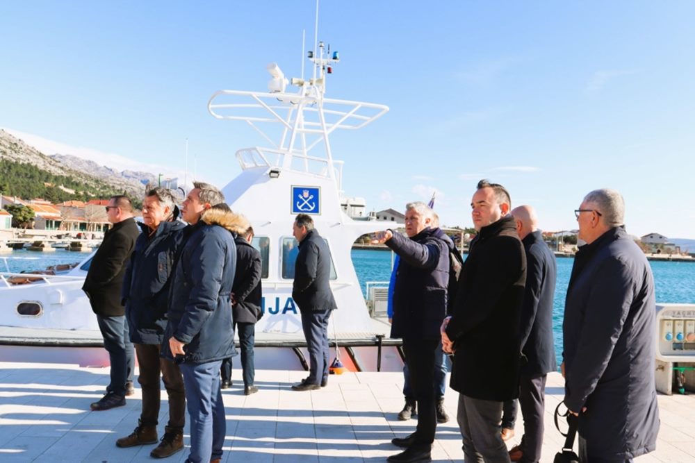 Župan Longin u radnom posjetu Općini Starigrad