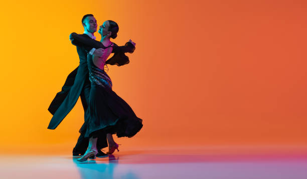 Želite li naučiti plesati tradicionalne i moderne plesove prijavite se na razmjenu mladih Dancing Roots 21