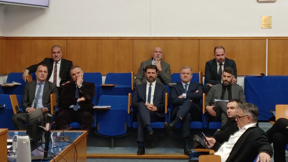 PROČELNIK NEKIĆ UDALJEN SA SJEDNICE  Vučetić mu poručio „ Ovo je neviđeni izljev primitivizma, seksizma i šovinizma koji nije zabilježen u povijesti hrvatske politike