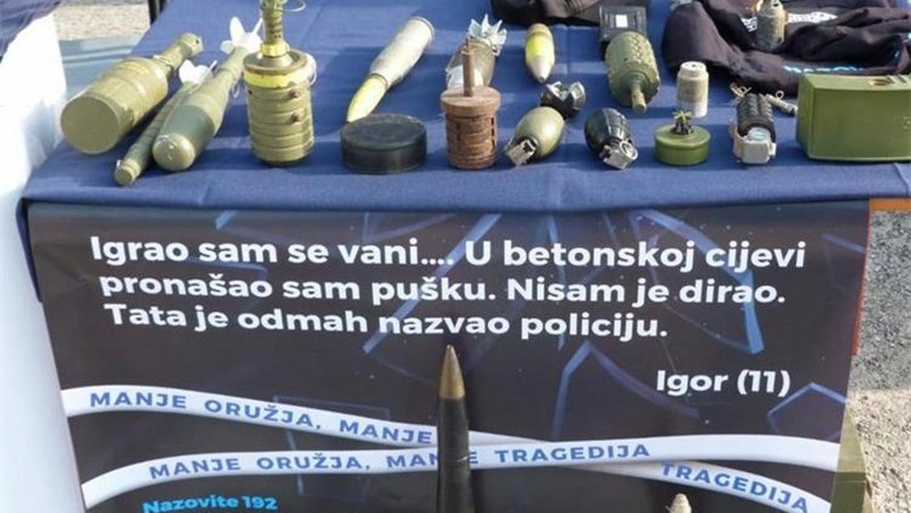 POZVALI POLICIJU Građani pronašli sumnjiva  minsko-eksplozivne sredstava