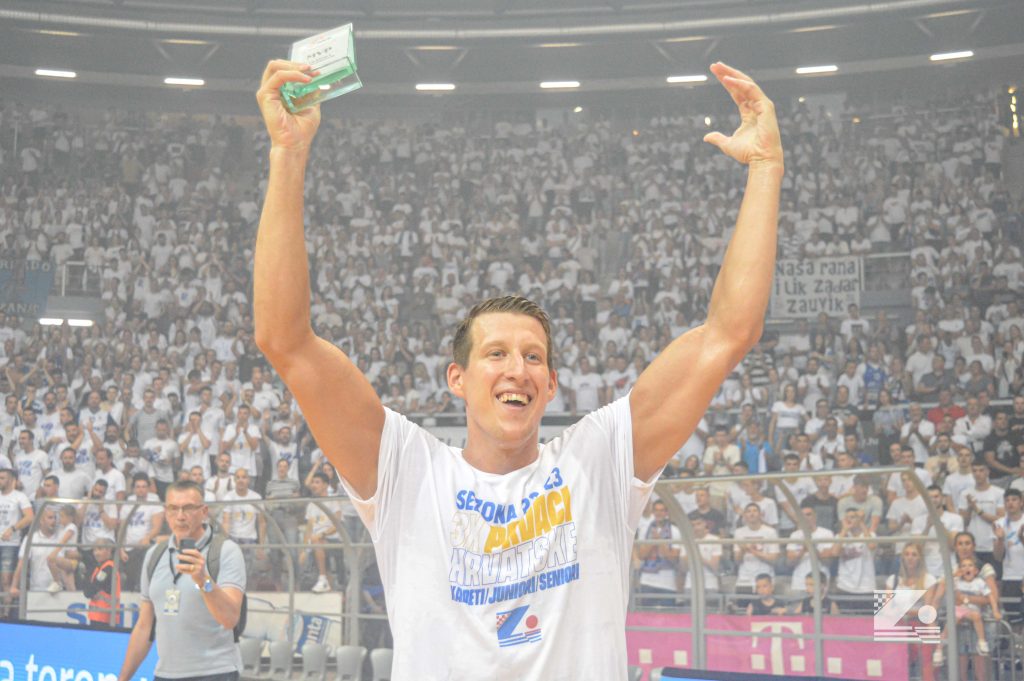 Luka Božić potpisao ugovor s KK Zadar!