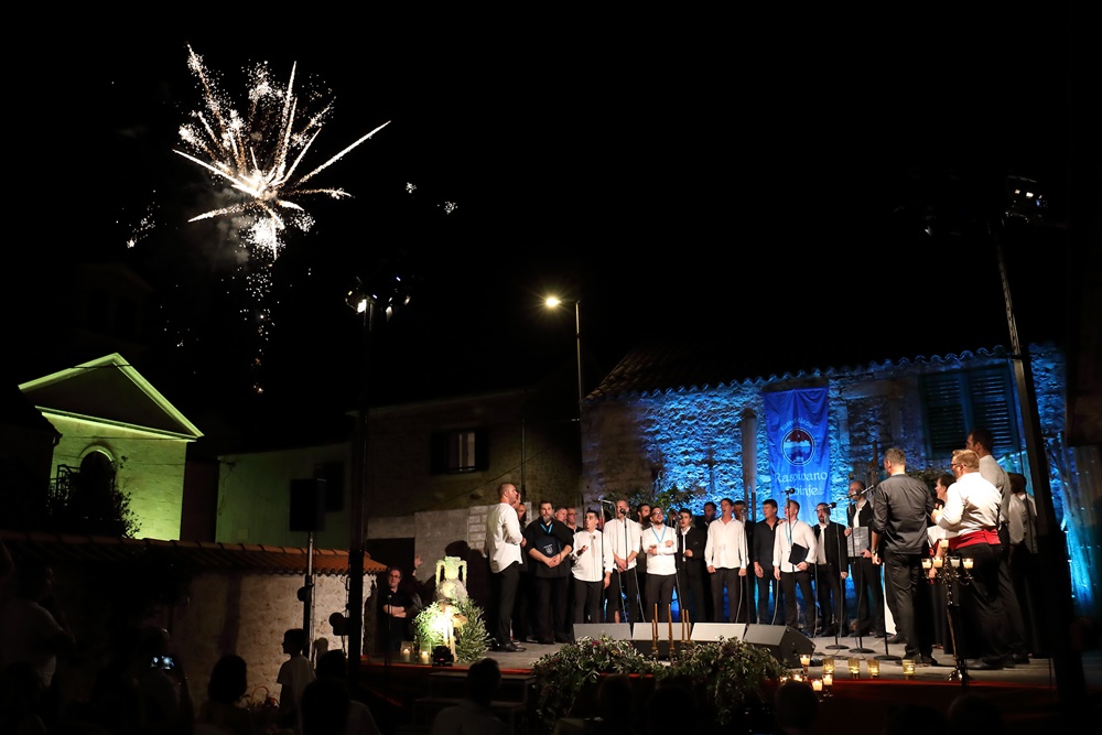KLAPSKI TJEDAN Susret klapa Raspivano Bibinje i koncerti klapa Kapric i Šufit