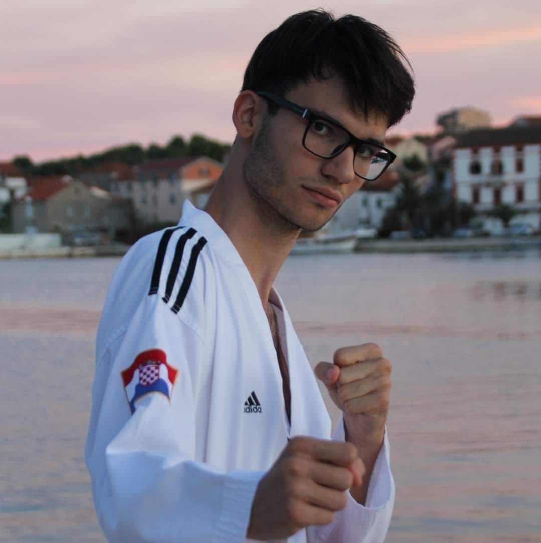 ZADAR SLAVI NOVOG SVJETSKOG PRVAKA Mateo Škara u Meksiku zlatni u tehničkoj disciplini Forme