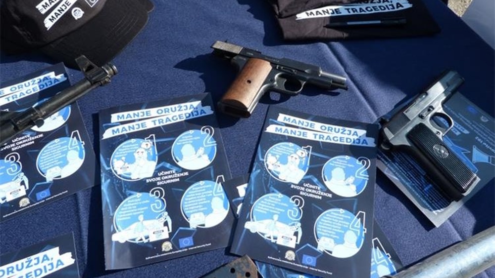 Policiji dragovoljno predao ručne bombe