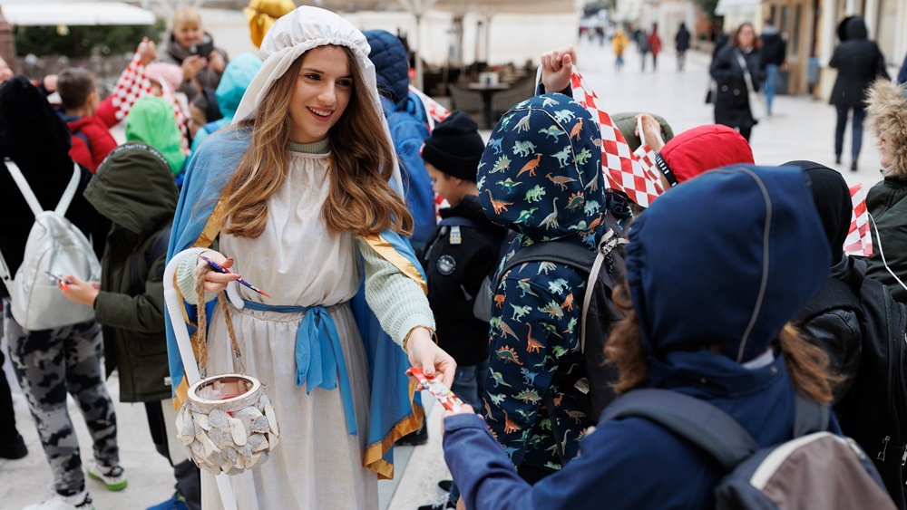 ADVENT U ZADRU Zadarskim mališanima u posjet stiže sveta Lucija