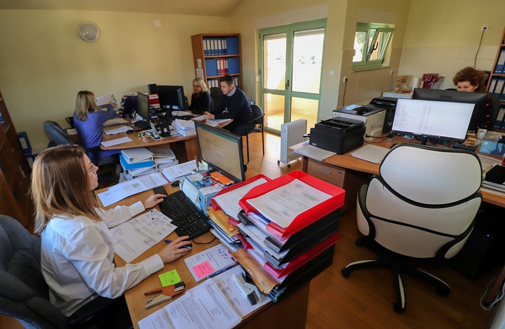 MILENIJSKI PROJEKT NA VIRU  Izgradnja kompletne vodovodne i kanalizacijske mreže otoka vrijednosti 145 milijuna eura