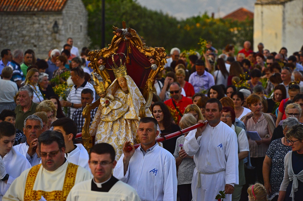 NIN Pripreme za proslavu svetkovine Gospe od Zečeva