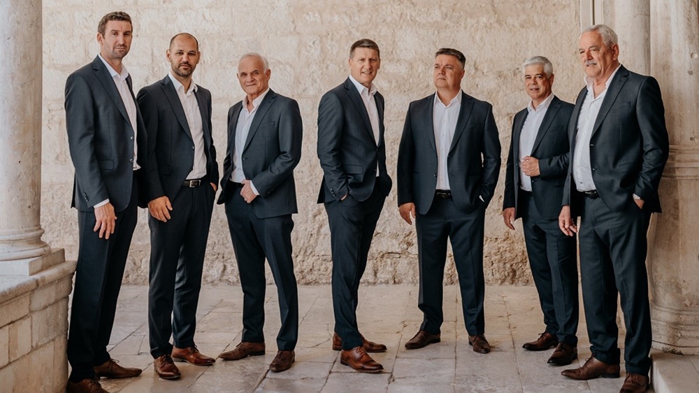 Tomislav Bralić i klapa Intrade predstavljaju novi singl "Da mi je sad"