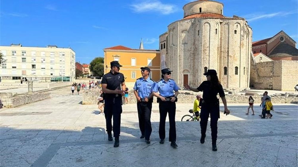 PU ZADARSKA Policajci iz Kine u susretu sa svojim sunarodnjacima