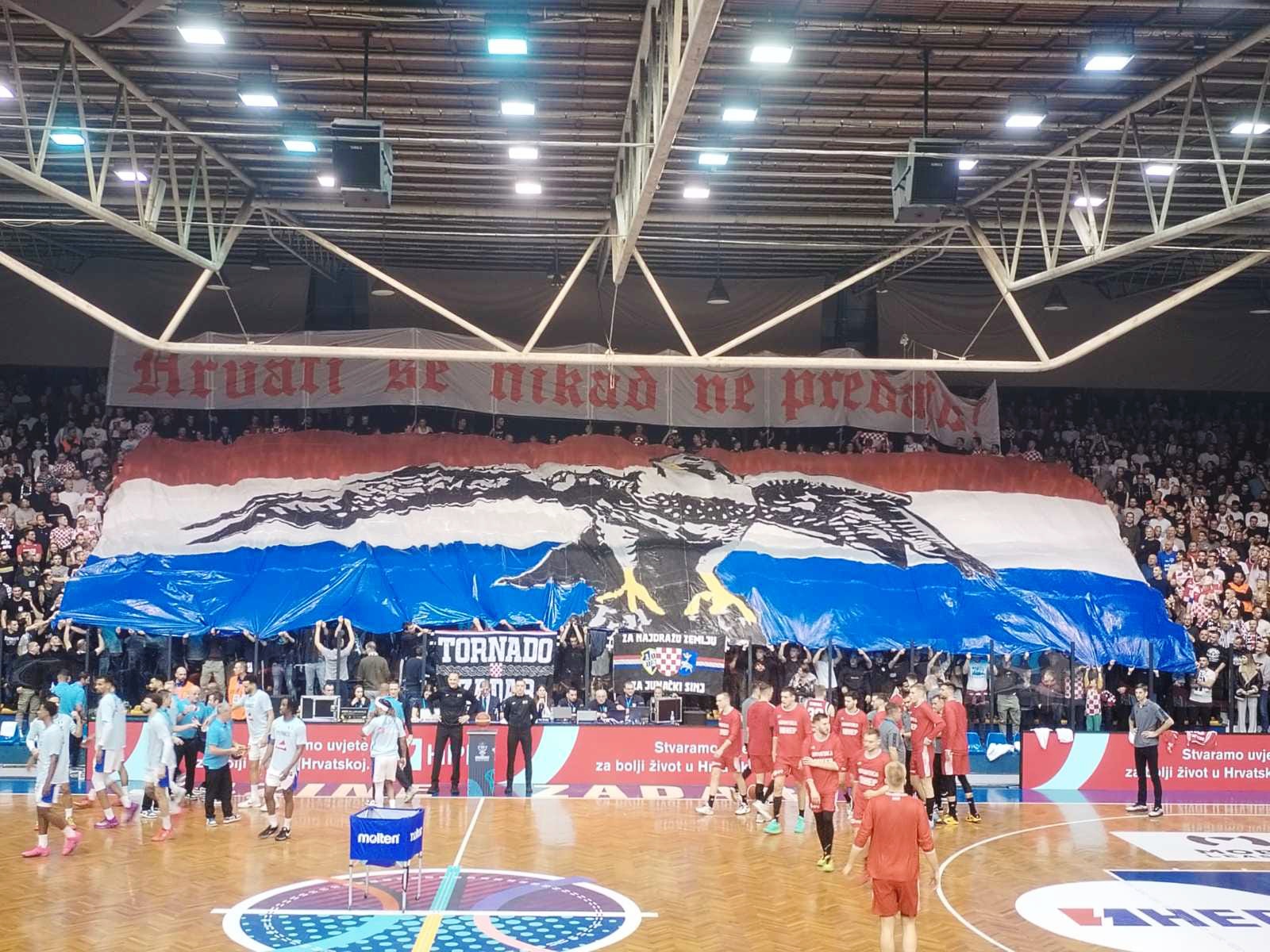 PRVI PUT U POVIJESTI NE IDEMO NA EUROBASKET Hrvatska izgubila od Francuske u grotlu Jazina