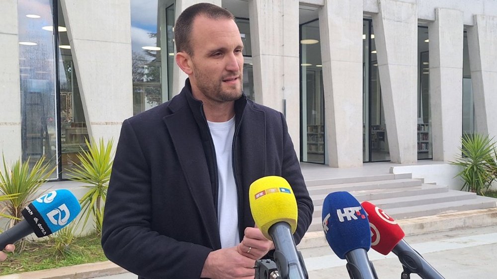 Gradonačelnik Šime Erlić najavljuje nove smjernice za zapošljavanje i početak radova na kolektoru u Zadru
