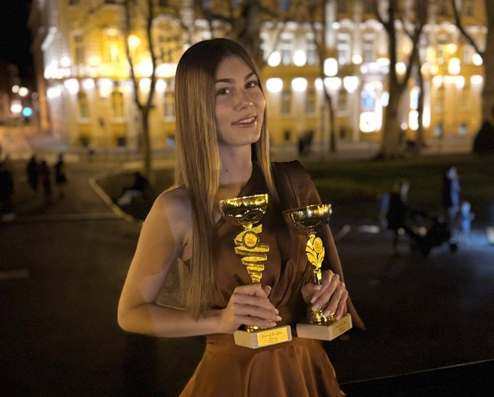 Libreto solistica Eva Faričić osvojila dvije vrijedne nagrade na Međunarodnom pjevačkom natjecanju "Voice of the Stars"