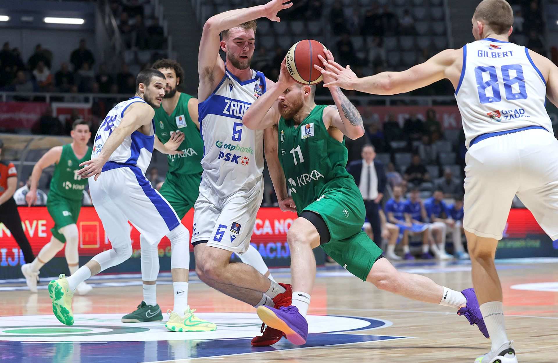 Zadar u borbenoj utakmici protiv Krke došao do nove pobjede u AdmiralBet ABA ligi